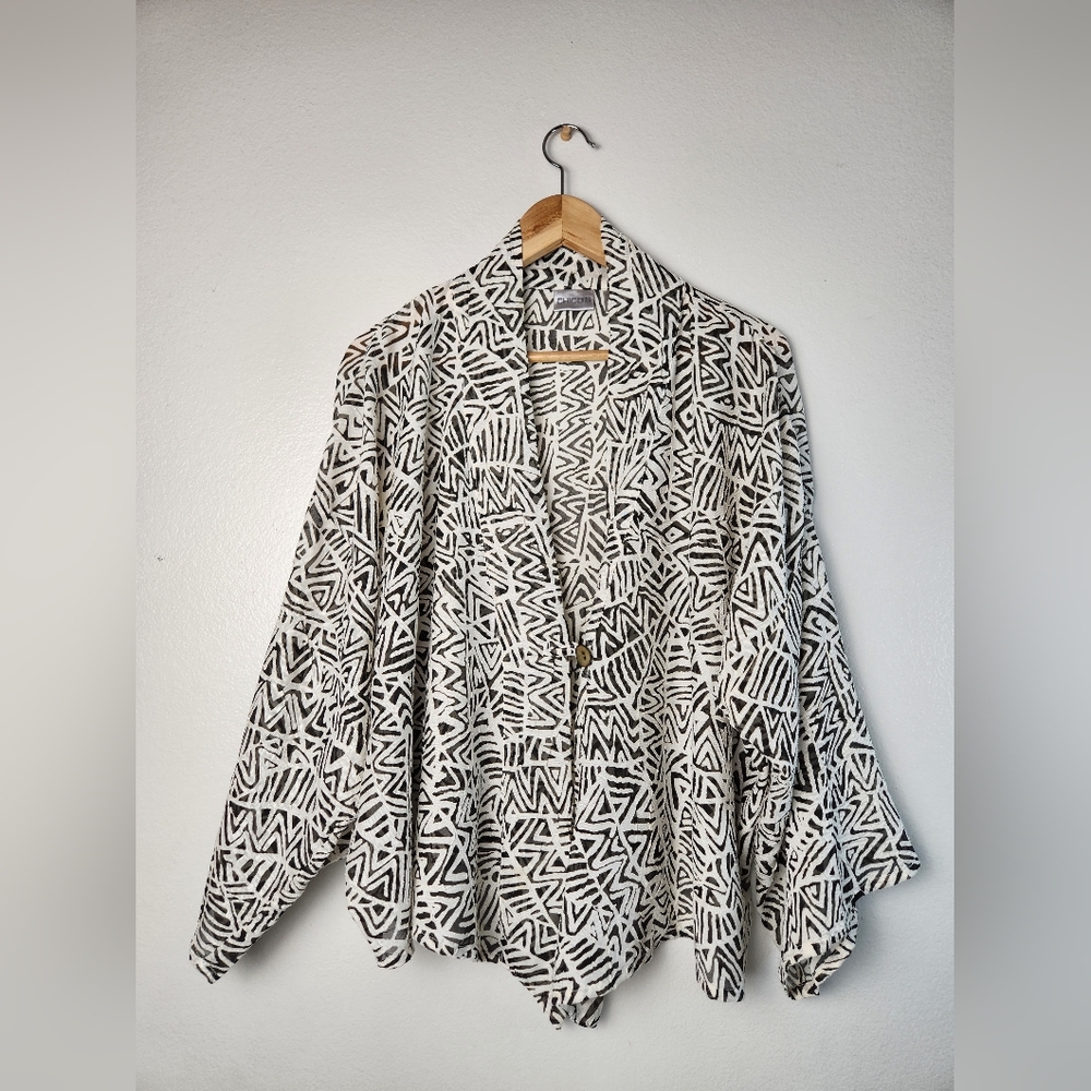 Chico's Geometric Black and White Open Jacket - Picture 1 of 6